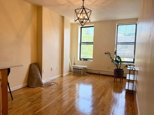 Apartment for rent in Arverne, New York