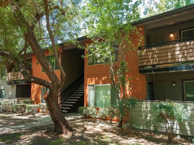 Apartment for rent in Solano, California