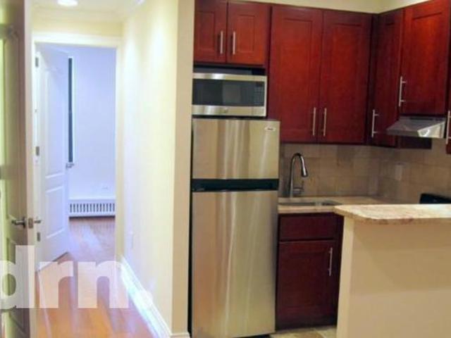 Apartment for rent in Arverne, New York