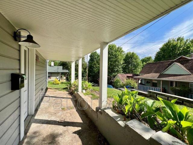 Apartment for rent in Asheville, North Carolina