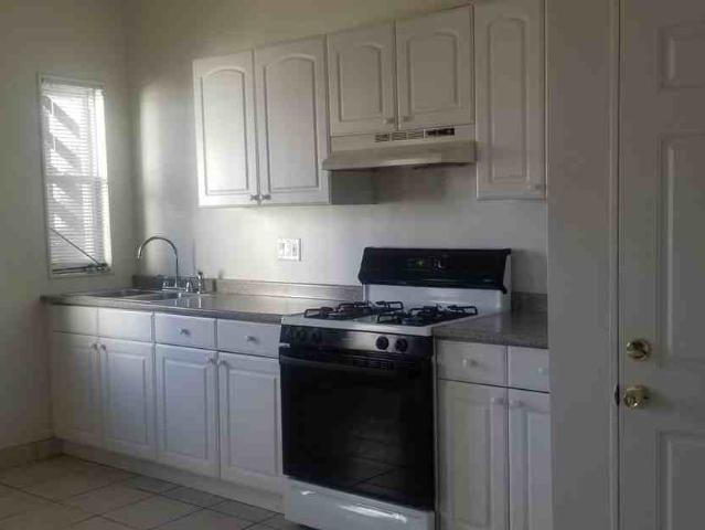 Apartment for rent in Lowell, Massachusetts