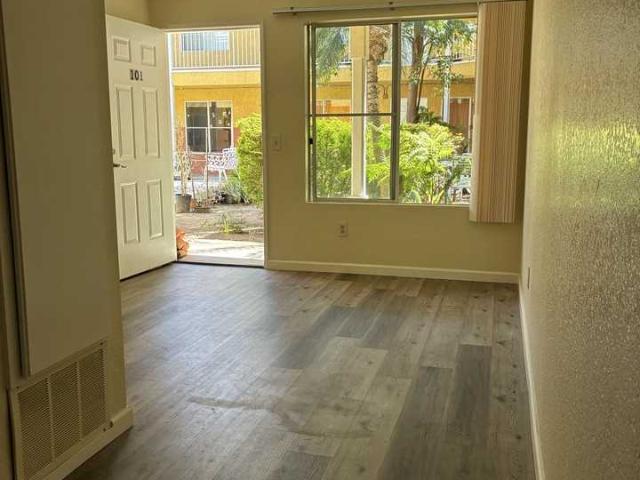 Apartment for rent in Brea, California