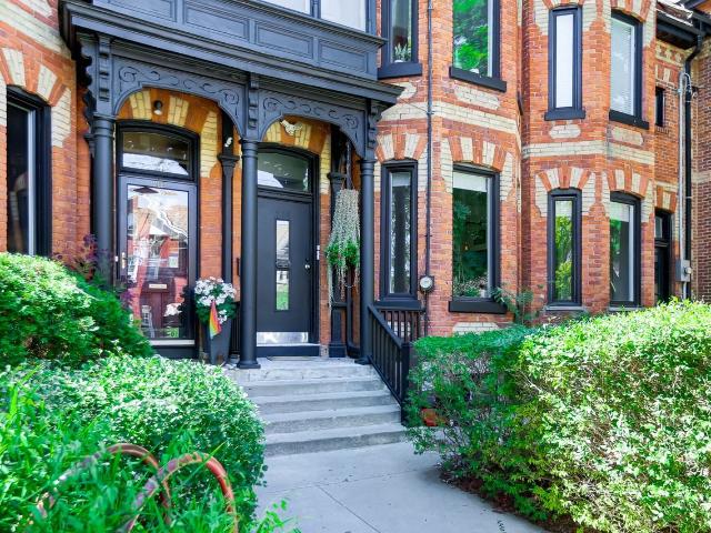 Apartment for rent in Woburn, Ontario