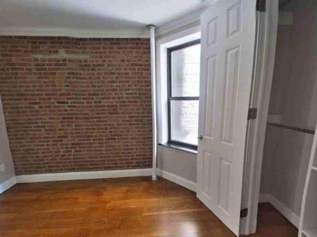 Apartment for rent in Arverne, New York