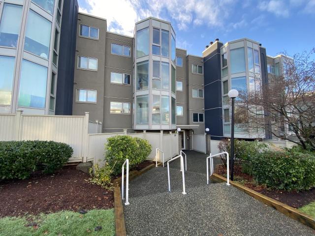 Apartment for rent in Vancouver, British Columbia