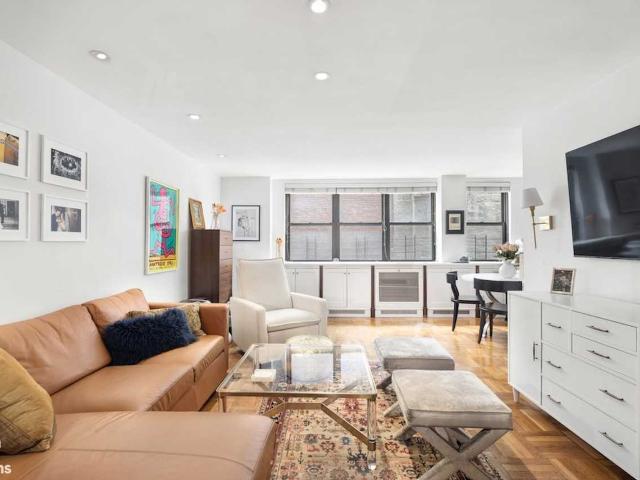 Apartment for rent in Arverne, New York