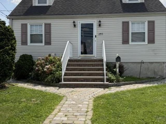 Apartment for rent in Elmwood Park, New Jersey