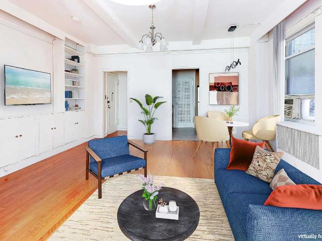 Apartment for rent in Arverne, New York