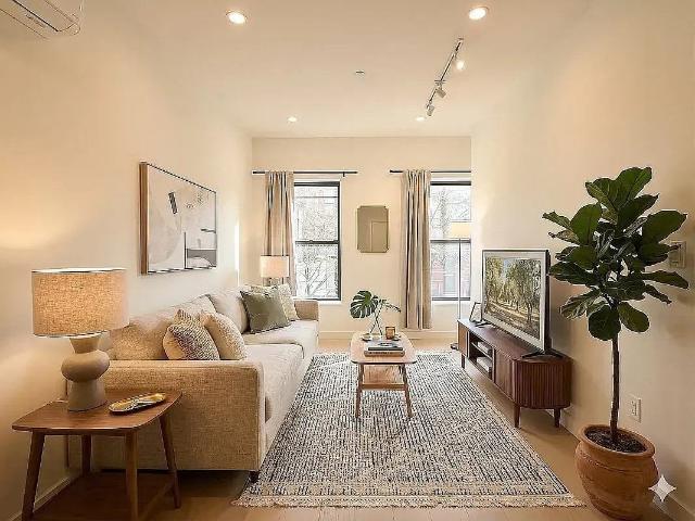 Apartment for rent in Arverne, New York