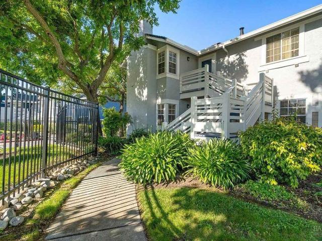 Apartment for rent in Solano, California