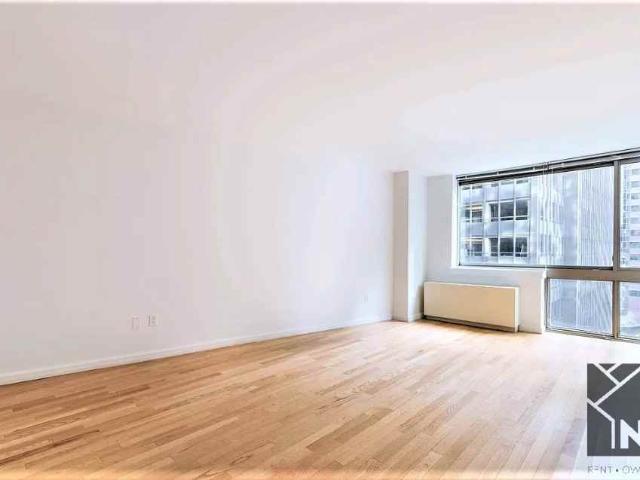 Apartment for rent in Arverne, New York