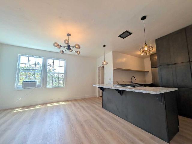 Apartment for rent in Canoga Park, California