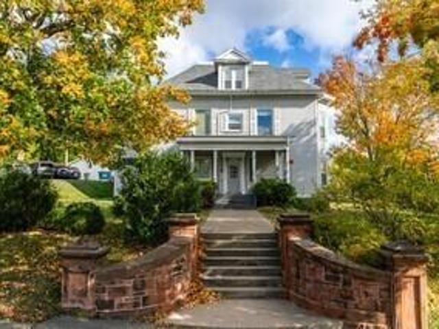 Apartment for rent in Duluth, Minnesota