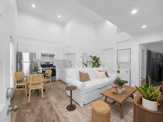 Apartment for rent in Redondo Beach, California