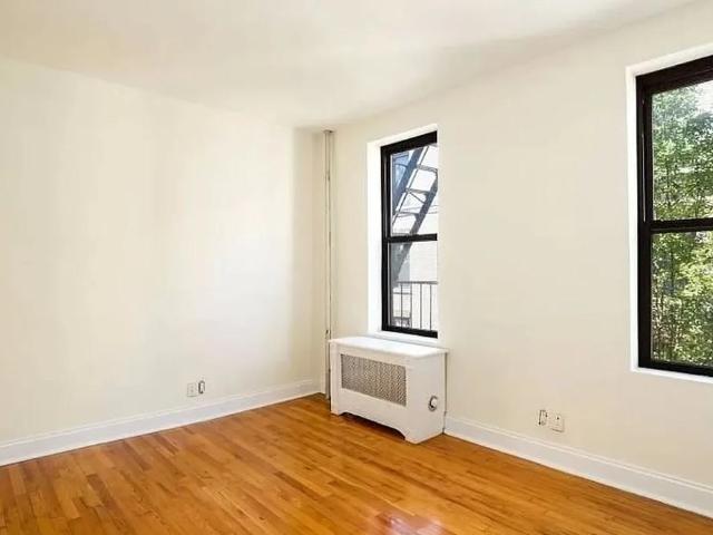 Apartment for rent in Arverne, New York