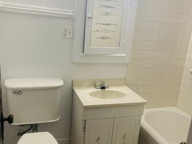 Apartment for rent in Riverside, Illinois