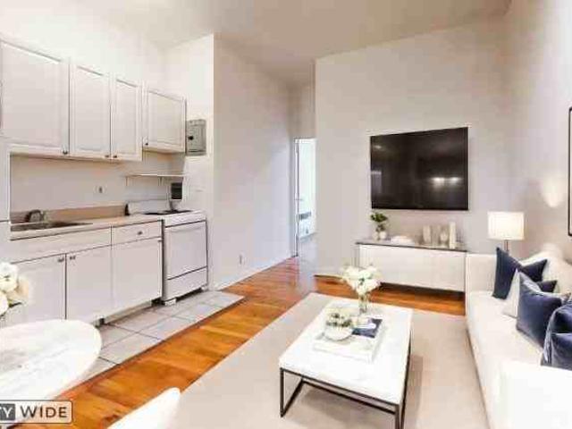 Apartment for rent in Arverne, New York