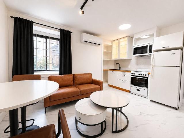 Apartment for rent in St. Leonard's, Quebec