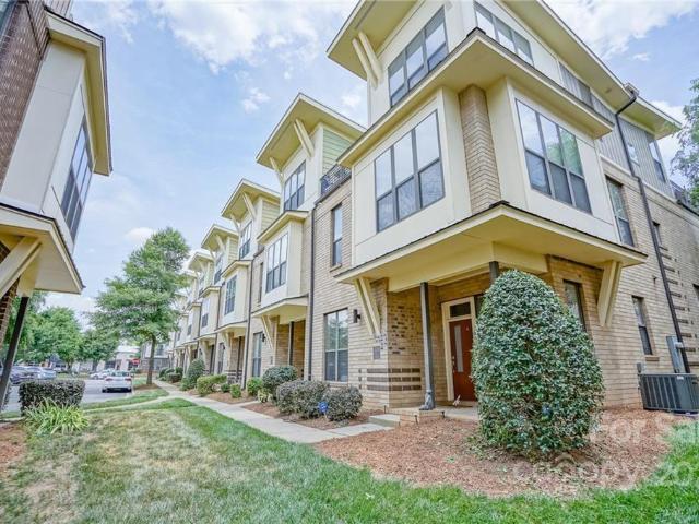 Apartment for rent in Mecklenburg, North Carolina