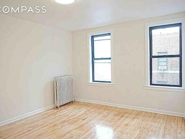 Apartment for rent in Arverne, New York