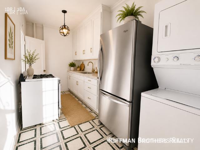 Apartment for rent in Canoga Park, California