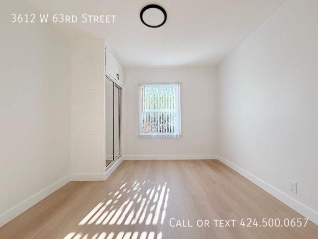 Apartment for rent in Canoga Park, California