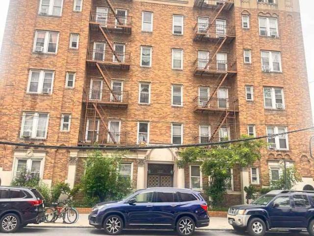 Apartment for rent in Arverne, New York
