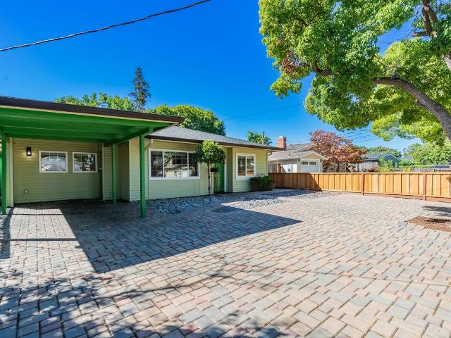 Apartment for rent in San Mateo, California