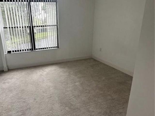 Apartment for rent in Lauderhill