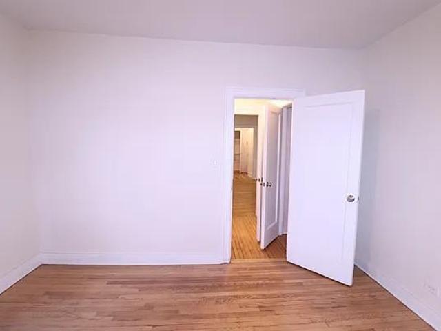 Apartment for rent in Arverne, New York