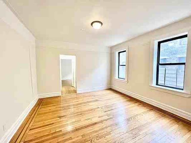 Apartment for rent in Arverne, New York