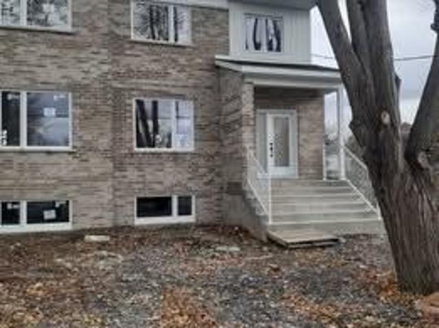 Apartment for rent in Longueuil, Quebec