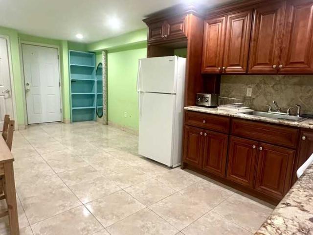 Apartment for rent in Arverne, New York
