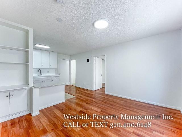 Apartment for rent in Canoga Park, California