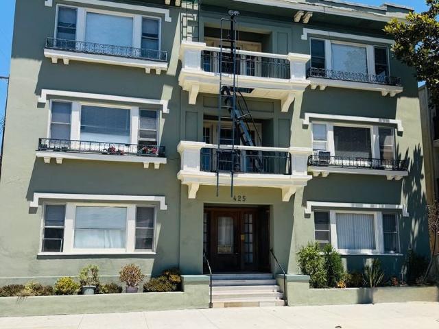 Apartment for rent in Long Beach, California