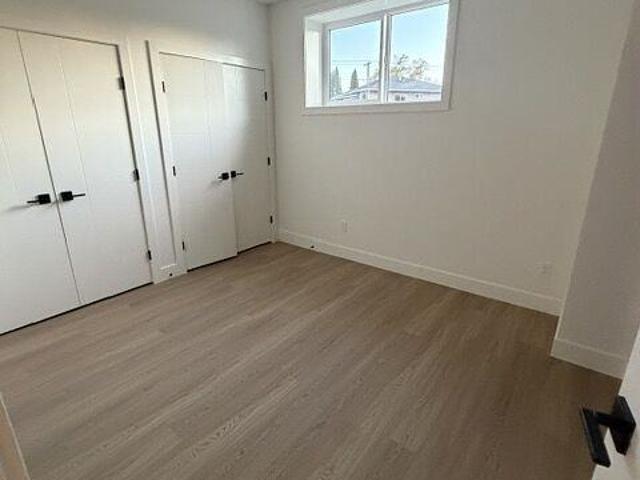 Apartment for rent in Bowness, Calgary