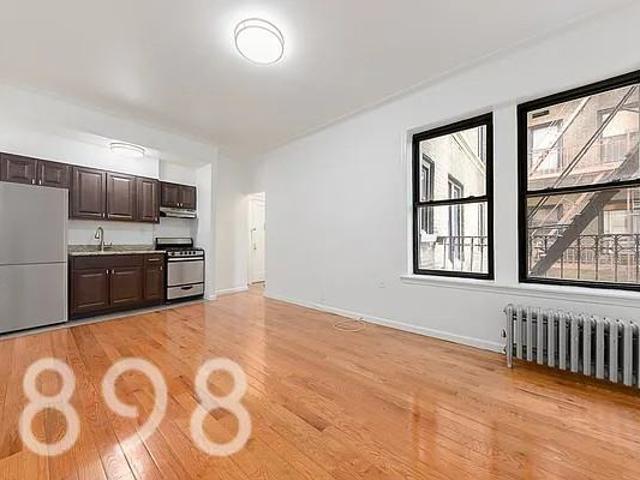 Apartment for rent in Arverne, New York