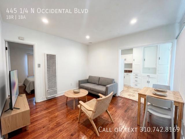 Apartment for rent in Canoga Park, California