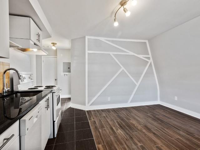 Apartment for rent in Mulhurst Bay, Ontario