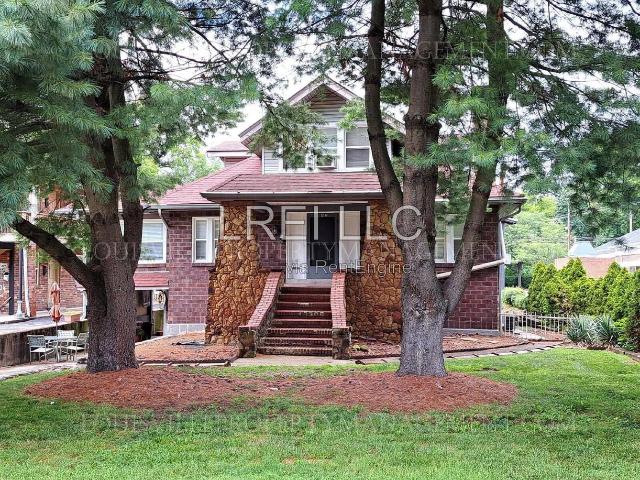 Apartment for rent in Beechmont, Louisville