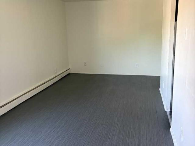 Apartment for rent in Roselawn, Ohio