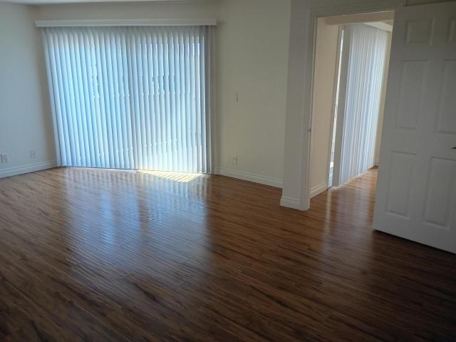 Apartment for rent in Huntington Beach, California
