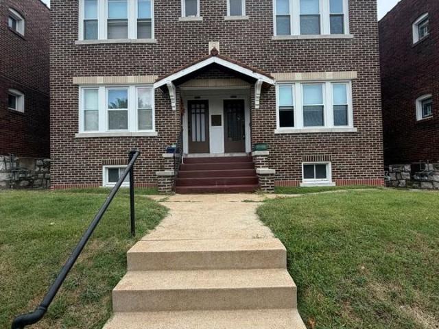 Apartment for rent in Saint Louis Hills, Saint Louis