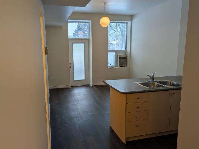 Apartment for rent in Central, Oshawa