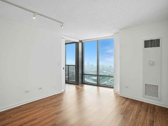 Apartment for rent in Chicago Park, Illinois