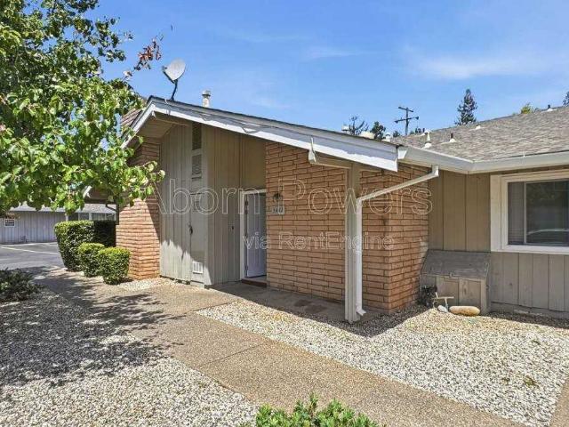 Apartment for rent in California