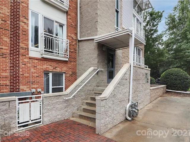 Apartment for rent in Mecklenburg, North Carolina