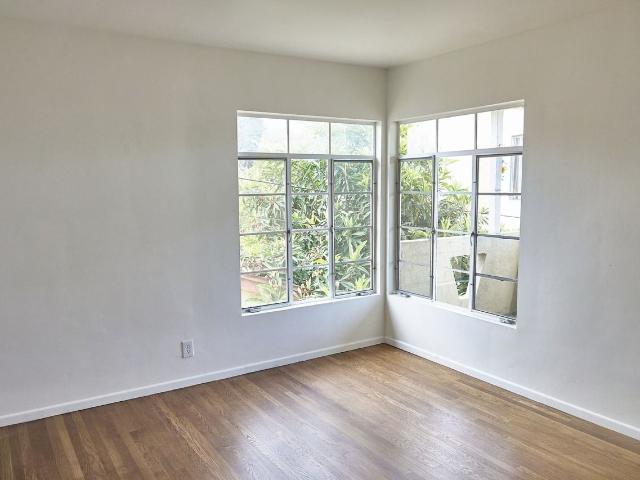 Apartment for rent in Long Beach, California