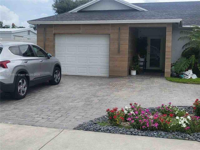 Property for rent in Davie, Florida
