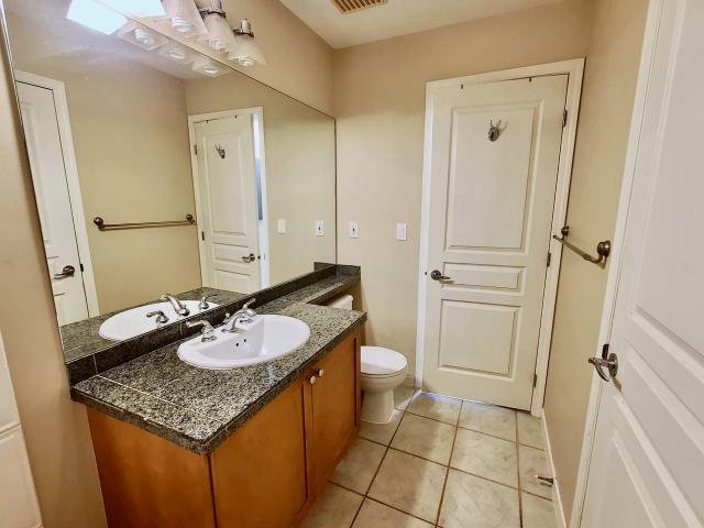 Apartment for rent in Vancouver, British Columbia